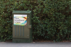 7 Monthly Contract Broadband Solution Options for Spring 2025