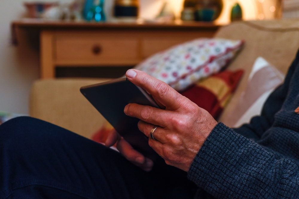 How to Find Cheap Broadband for Pensioners & Save £200+ Yearly